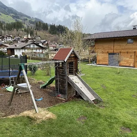 木屋 Cabin In Fuegen With Swimming Pool 菲根